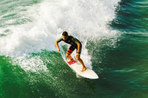 开云体育中国-德罗赞节奏掌控全局，广东队战术性惜败独行侠